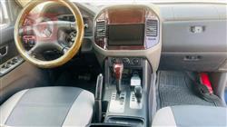 ميتسوبيشي باجيرو